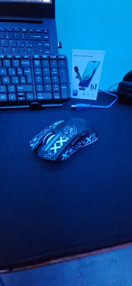 Ratón superligero Attack Shark R1, Bluetooth 2,4G inalámbrico, Sensor de juego PixArt PAW3311 6 DPI ajustables para juegos de oficina photo review