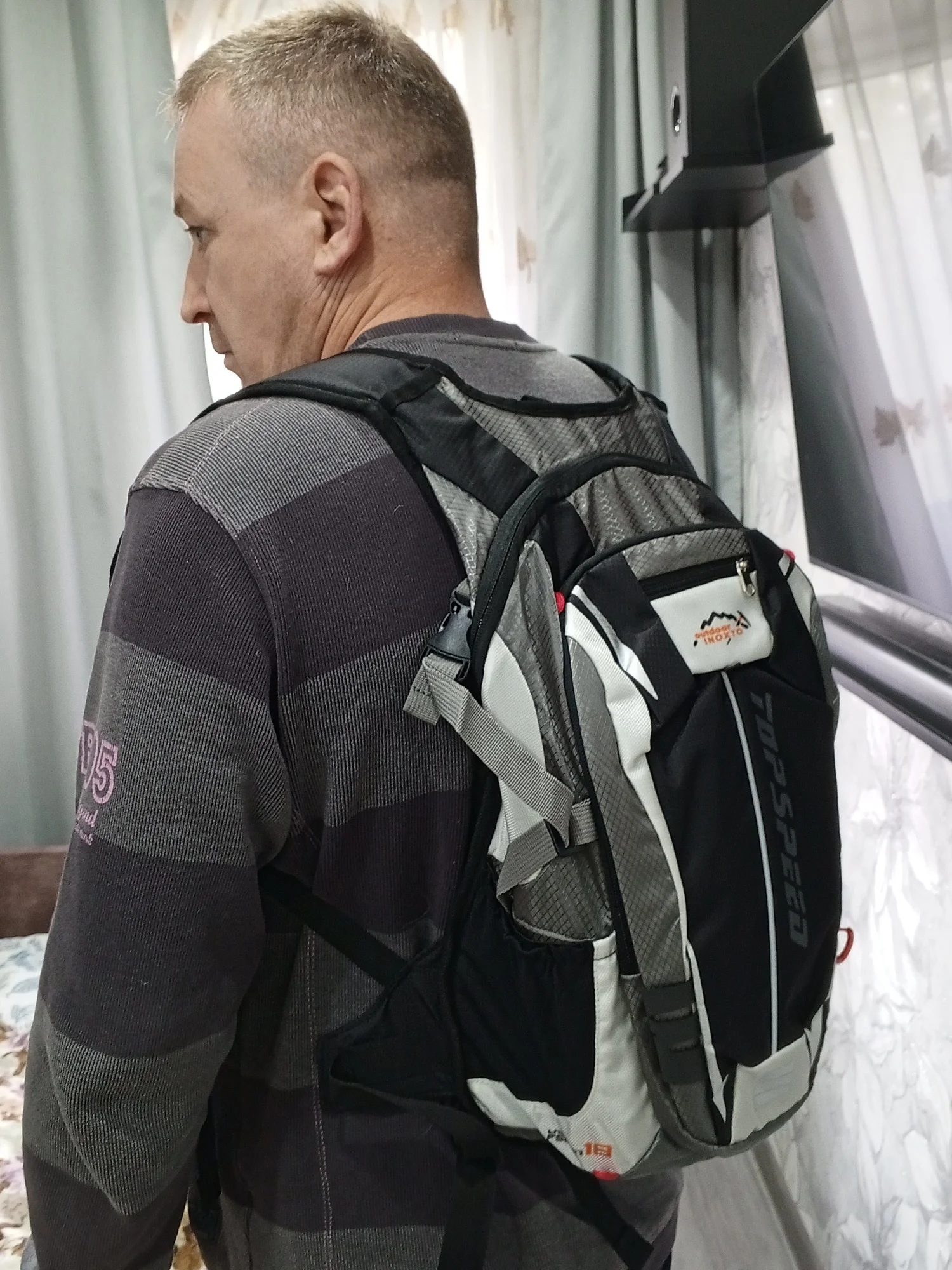 Mochila Ultraleve para Esportes ao Ar Livre, Escalada, Caminhada, Corrida, Ciclismo, Hidratação, Impermeável, 18L photo review