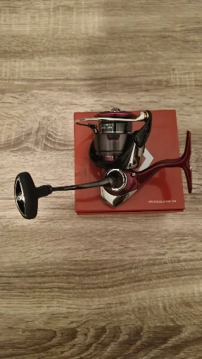 海外モデル 2025 DAIWA FUEGO CS LT 3000-C Original DAIWA 2025 New FUEGO CS LT 5.3/5.7/6.2:1Max Drag 12kg