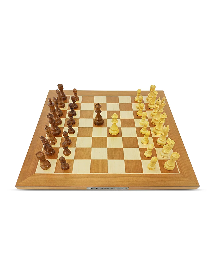 Chessnut PRO Full sized wooden Electronic Chess Set with Regular chess pieces