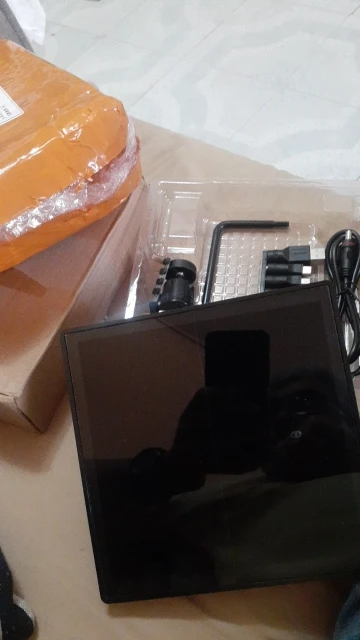 Review thumbnail 0