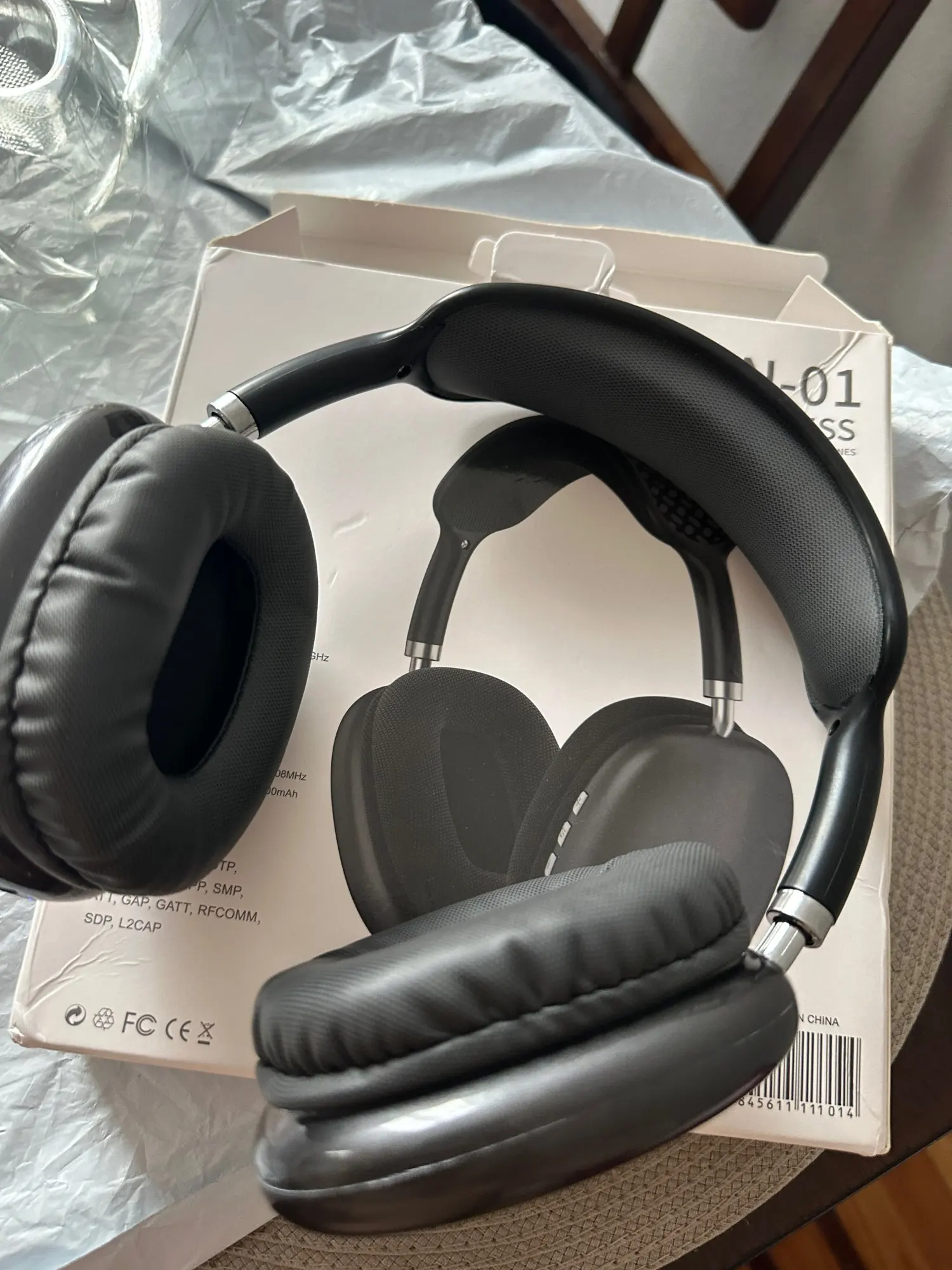 P9 Wireless Bluetooth Headphones With Mic Noise Cancelling
