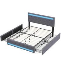 Кровать Comanlai с обивкой, 140x200 см, с USB-зарядкой в изголовье, светодиодной подсветкой и 4 ящиками, двуспальная кровать — изображение 4