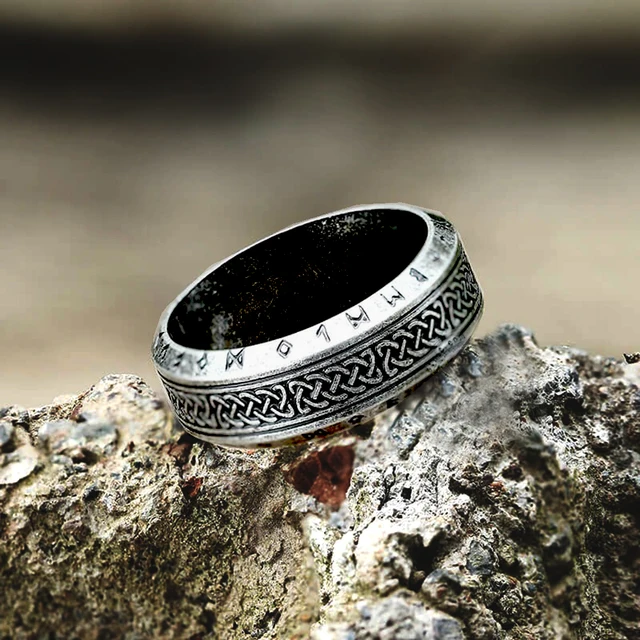91084-2c50d6.jpg Vintage Odin nordique Viking amulette Rune anneaux pour hommes Cool en acier inoxydable celtique noeud anneau bijoux de mariage cadeaux de saint valentin