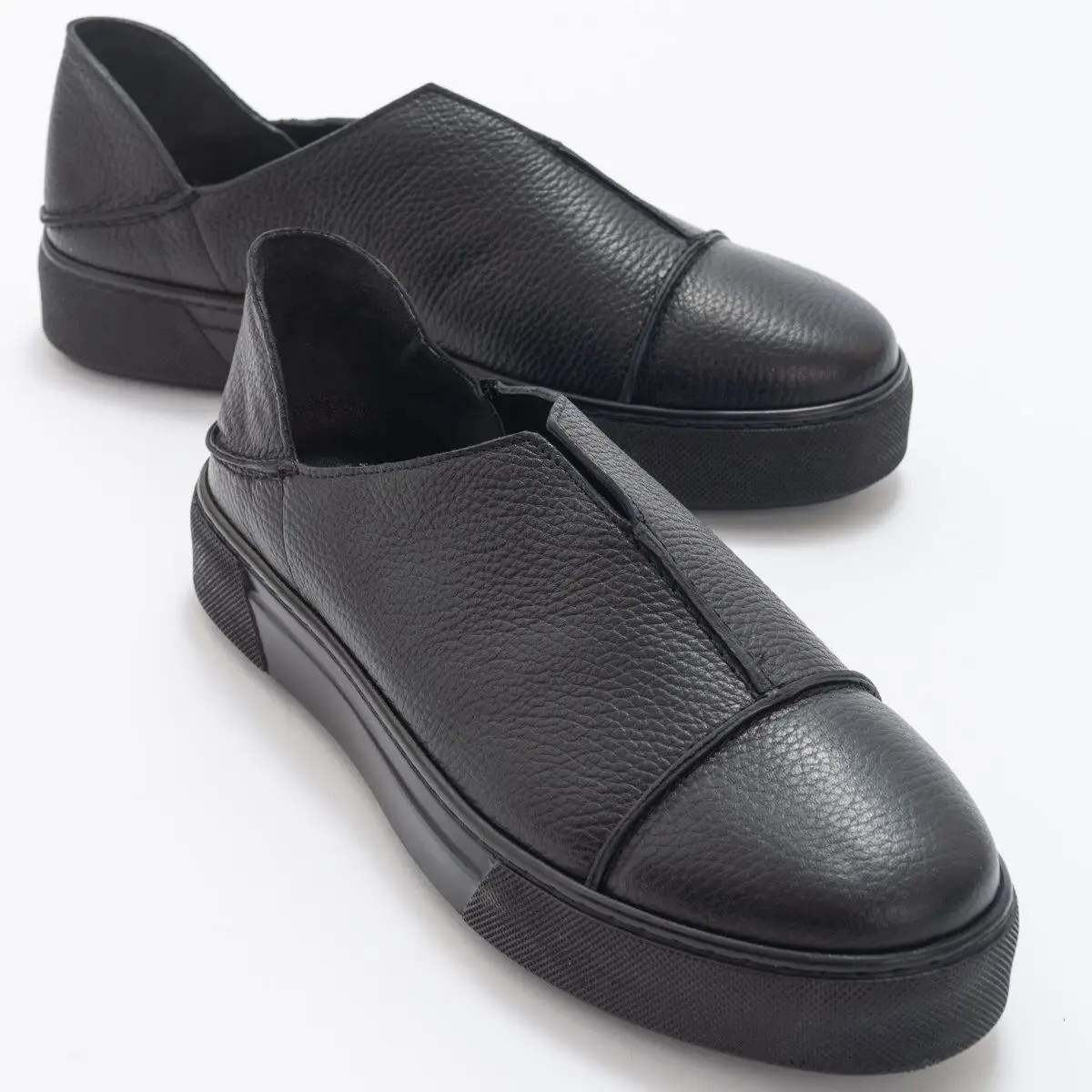 

Mia Genuine Leather Thick Platform Sole Men's Sports Shoes Poshnmore Black White Rubber Band Sneakers Casual Shoes Loafer