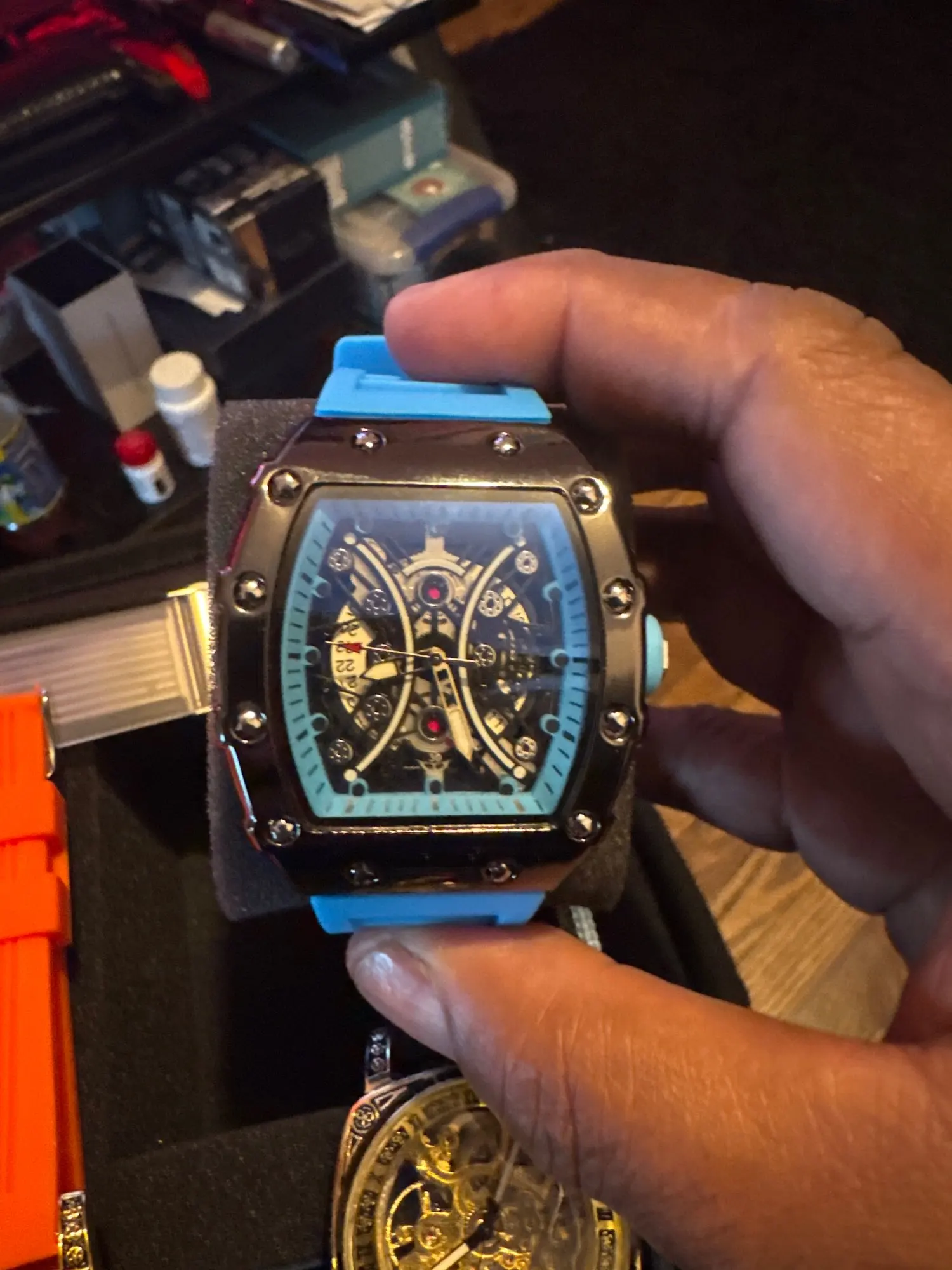 Relógio masculino luz marca de luxo barril vinho dial moda noite brilho relógio esportivo calendário reloj l146 photo review