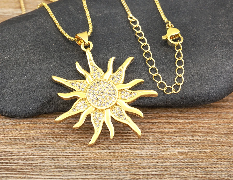 AIBEF Light Of Star And Moon Sun Shape Pendant Women Necklace Copper Zircon Western European Style Jewelry Popular Romantic Gift