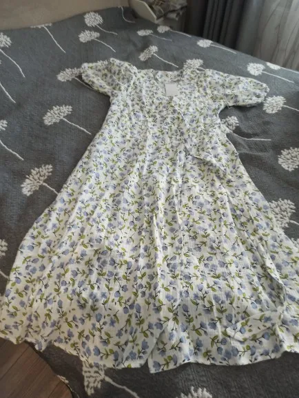 Elegant Floral A-Line Midi Dress for Summer Comfort photo review