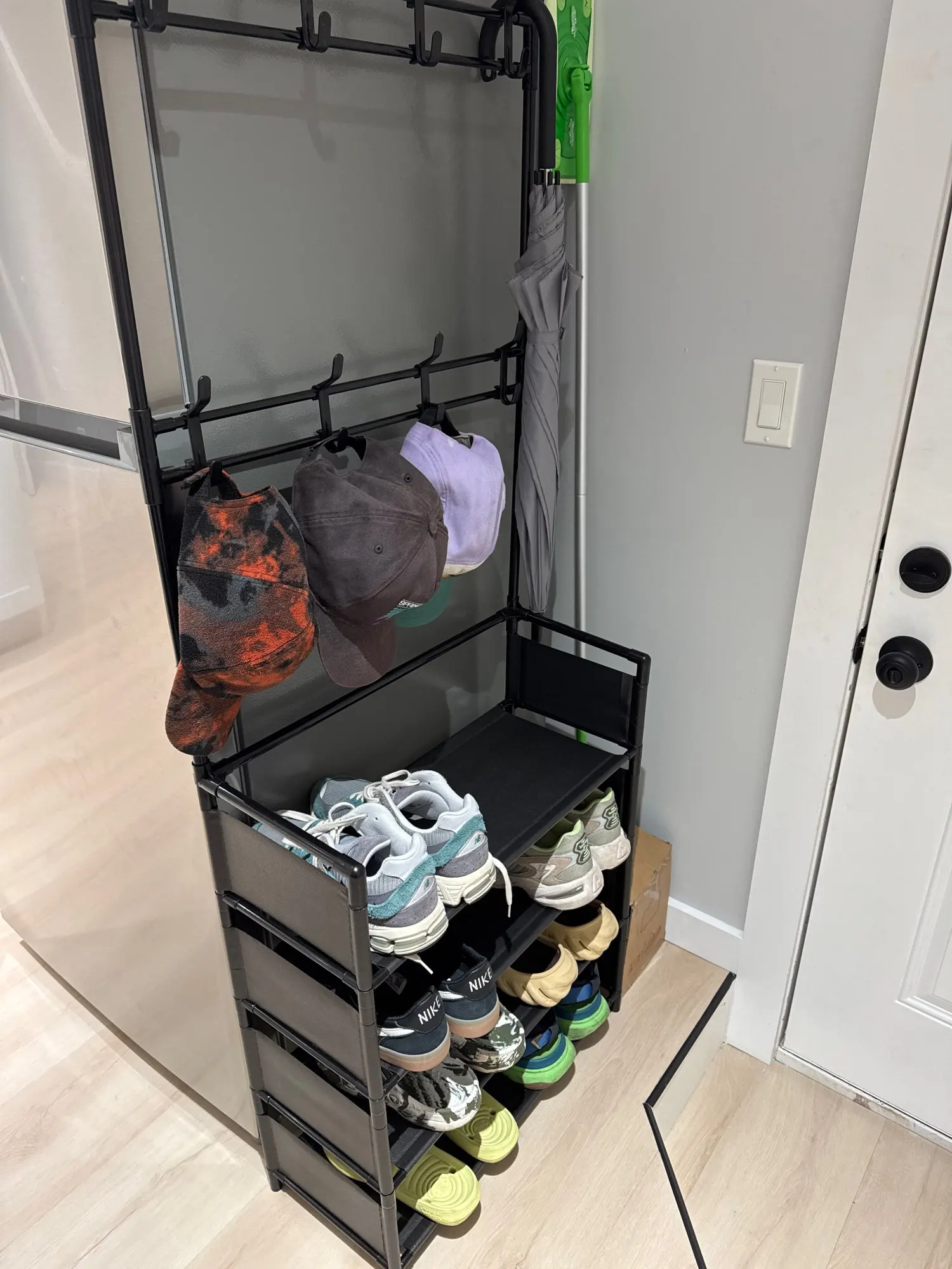 Clothes Hanger Multi-Layer Shoe Rack Doorway DIY Hat And Shoes Shelf Simple Floor-Standing Living Room Organizer Storage Racks photo review