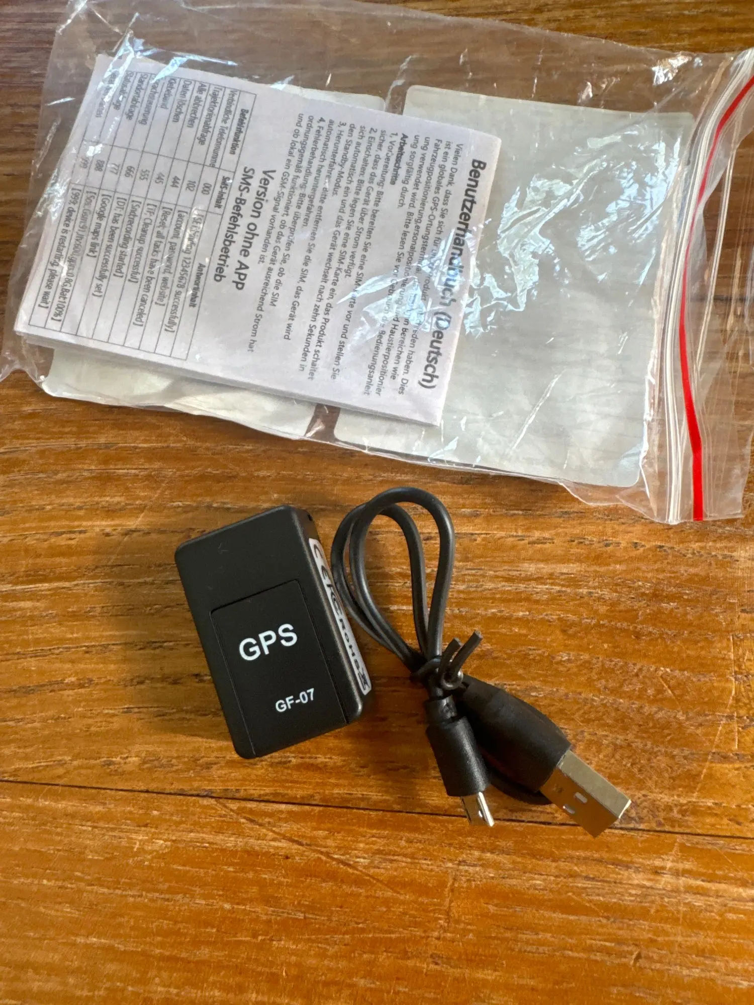 Mini Rastreador GPS com Áudio - Rastreia e Grava Audio - GF-07 photo review