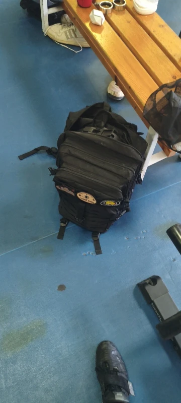 Sac à Dos Tactique 25L – Compact Étanche avec Système MOLLE