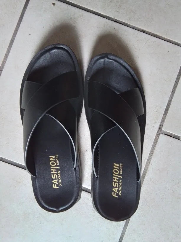 Men's Cross-Strap Slippers photo review