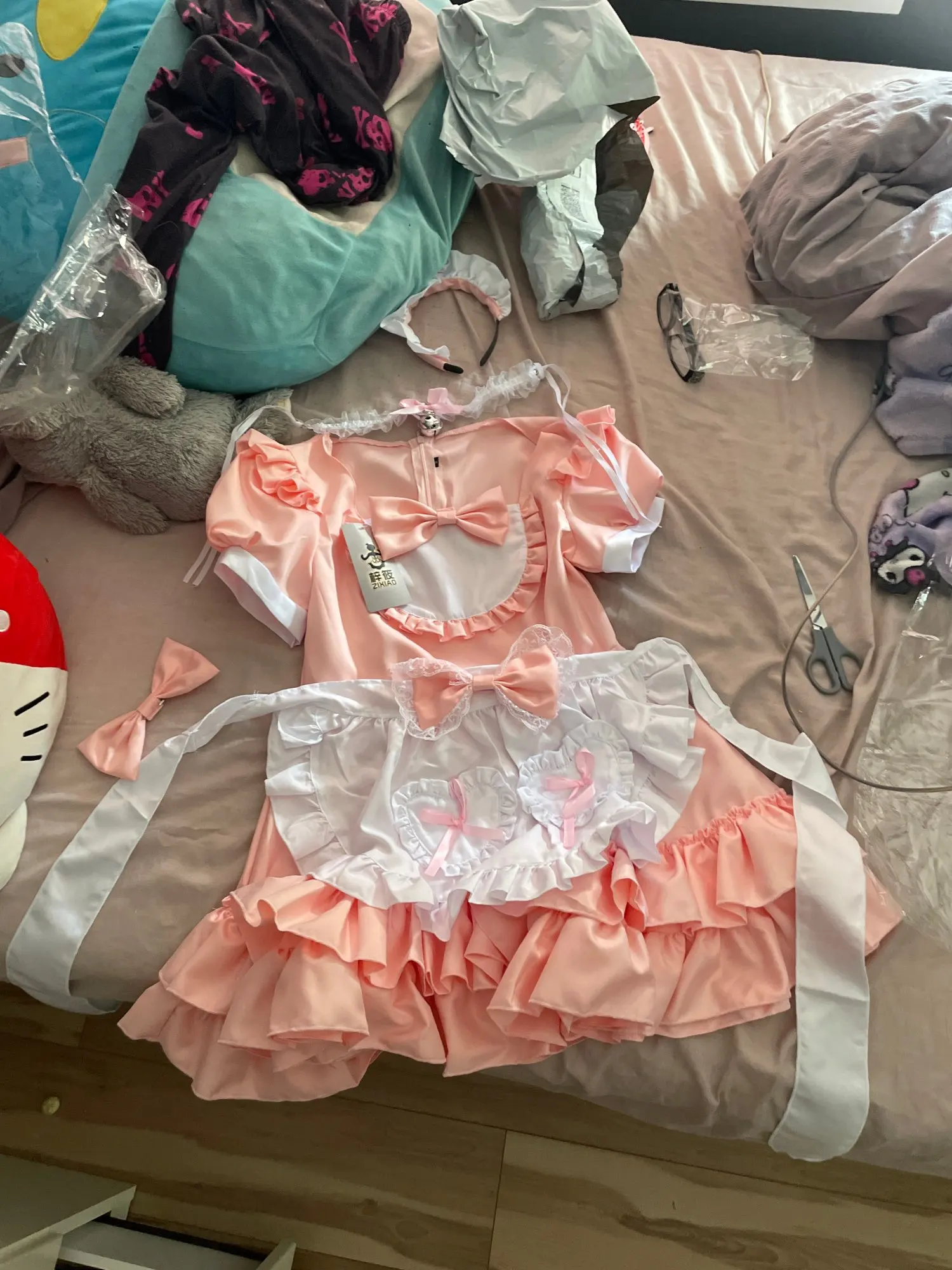 Unisex Japanese Maid Dress - Kawaii Aesthetic photo review