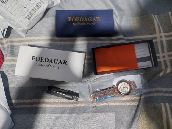 POEDAGAR Luxury Watch For Woman photo review