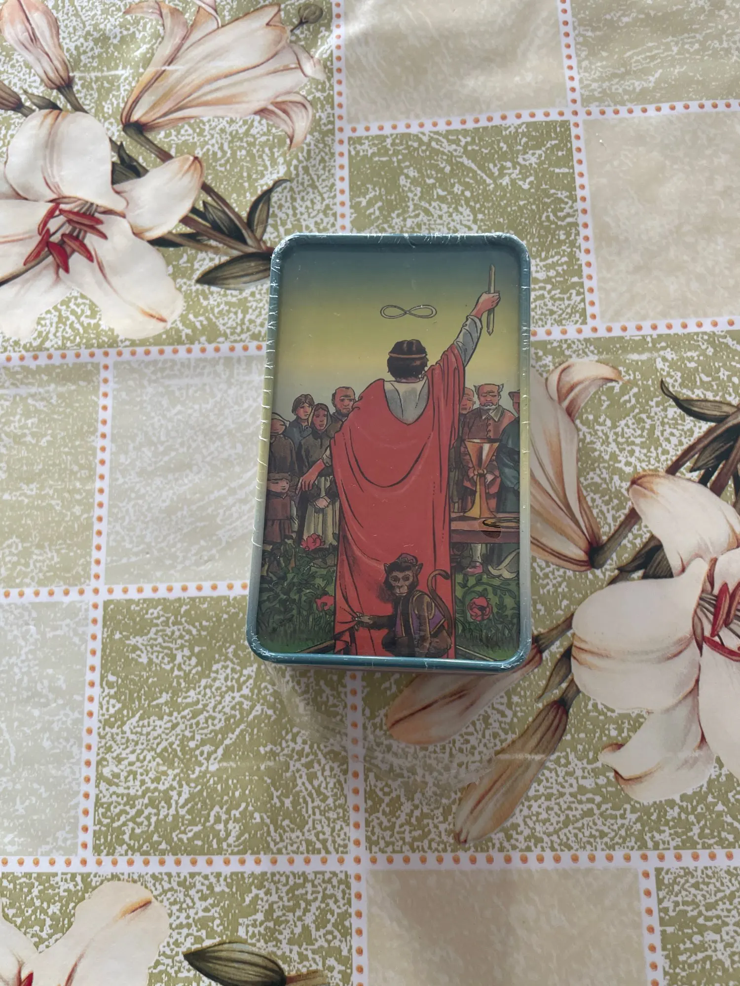 Metal Box Gilded Tarot Deck – Classic Rider–Waite–Smith Cards