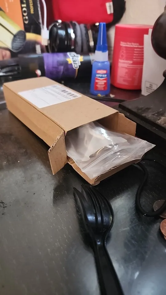 Oversized Square Metal Frame Women's UV400 Sunglasses photo review