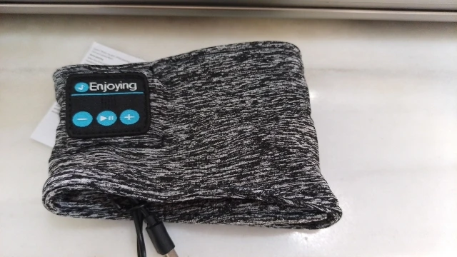 Fone-Auriculares deportivos inalámbricos con Bluetooth, diadema elástica para dormir, máscara de ojos para música photo review