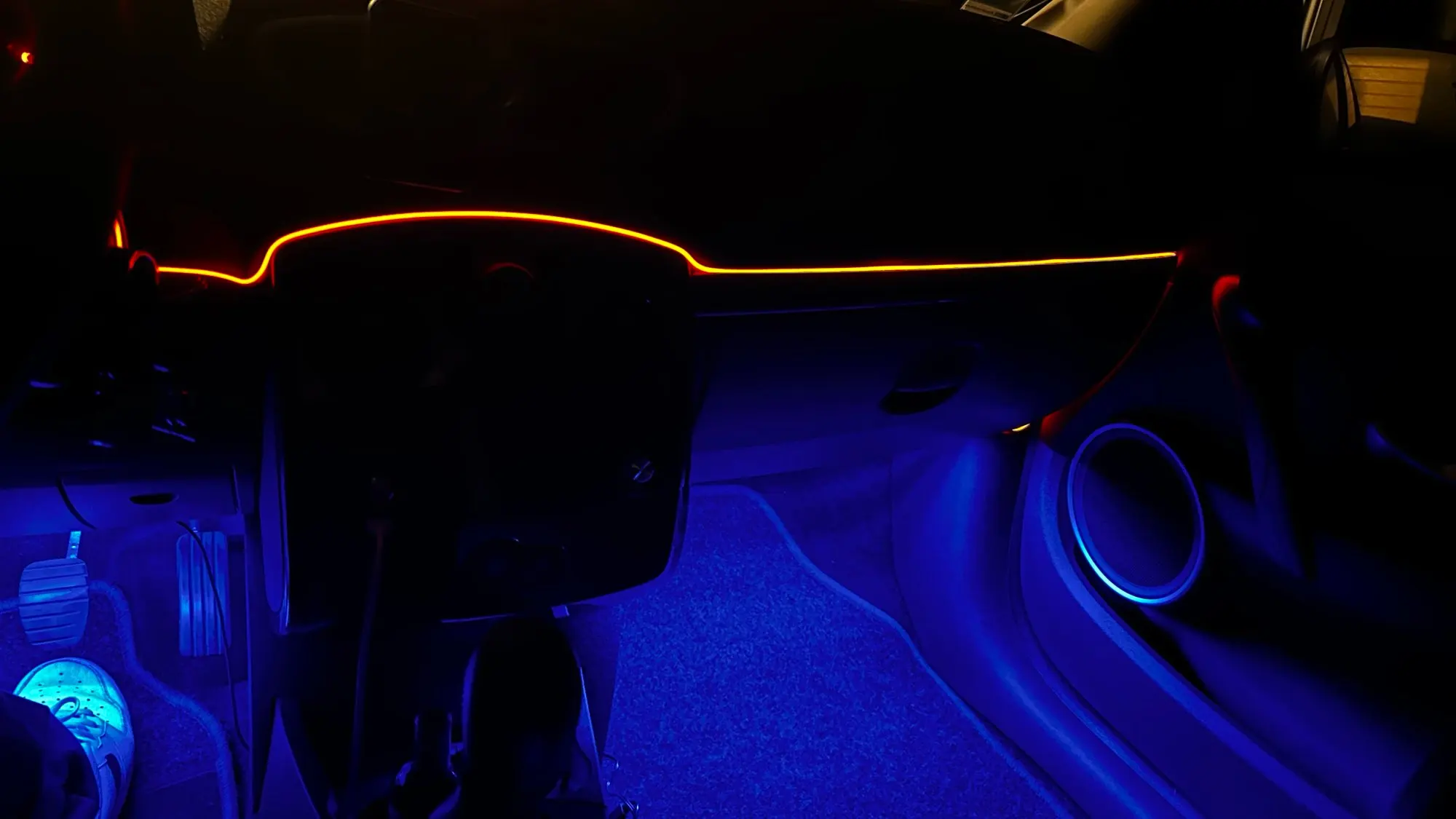 thumbnail image 2 of Unique Bargains 1m EL Wire Cable LED Glow String Light Car Interior Lighting Auto Led Strip Flexible Neon Light For Car Decoration Usb 5v Blue 2 of 12