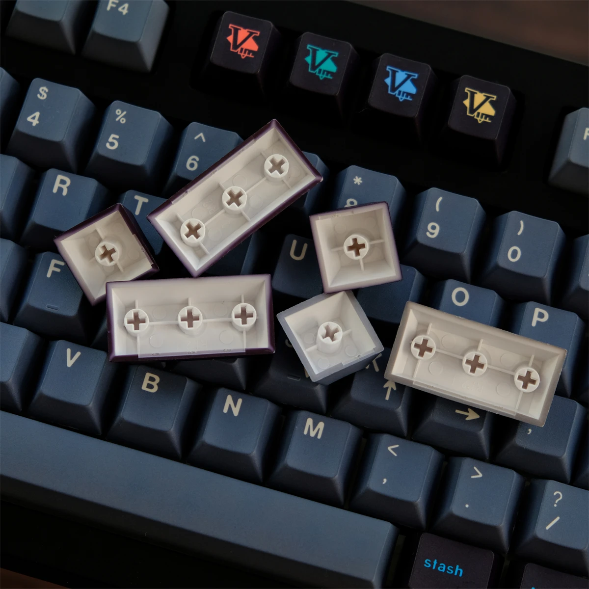 GMK Oblivion Keycaps V2, Perfil Cereja, Inglês
