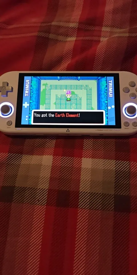 Retroid Pocket 5 Handheld Game Console photo review