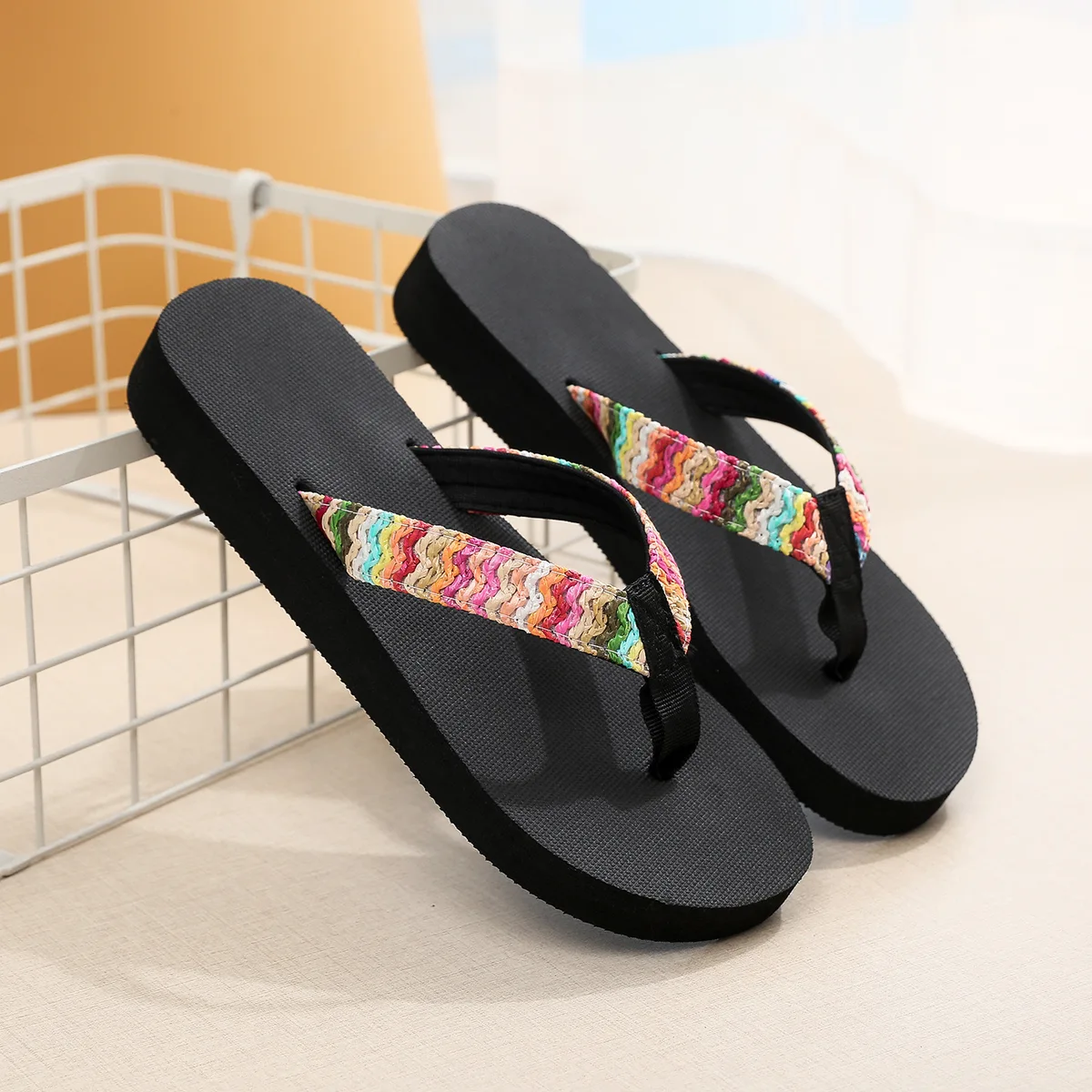 Women's Flip Flop Fashion Flat Sandals Outdoor Casual Flip Flop Travel Beach Slippers Women's Flat Shoes Slippers Slides Zapatos — view 3