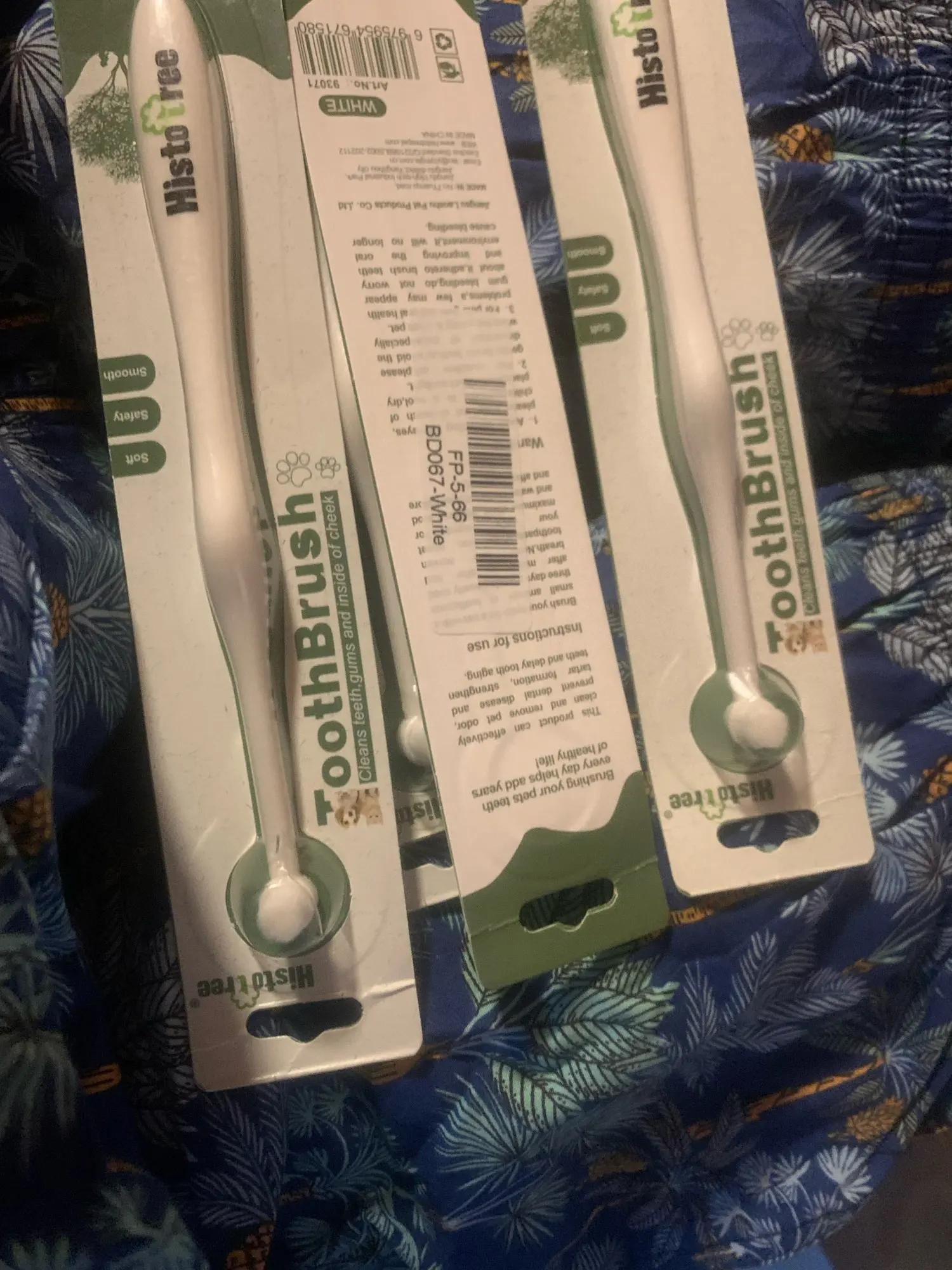Fresh Paws: Round Head Pet Toothbrush for Sparkling Smiles and Fresh Breath photo review