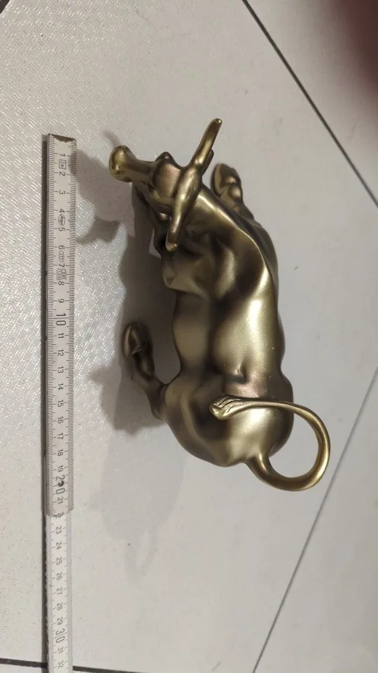 Golden Wall Street Bull: Feng Shui Art for Home or Office photo review