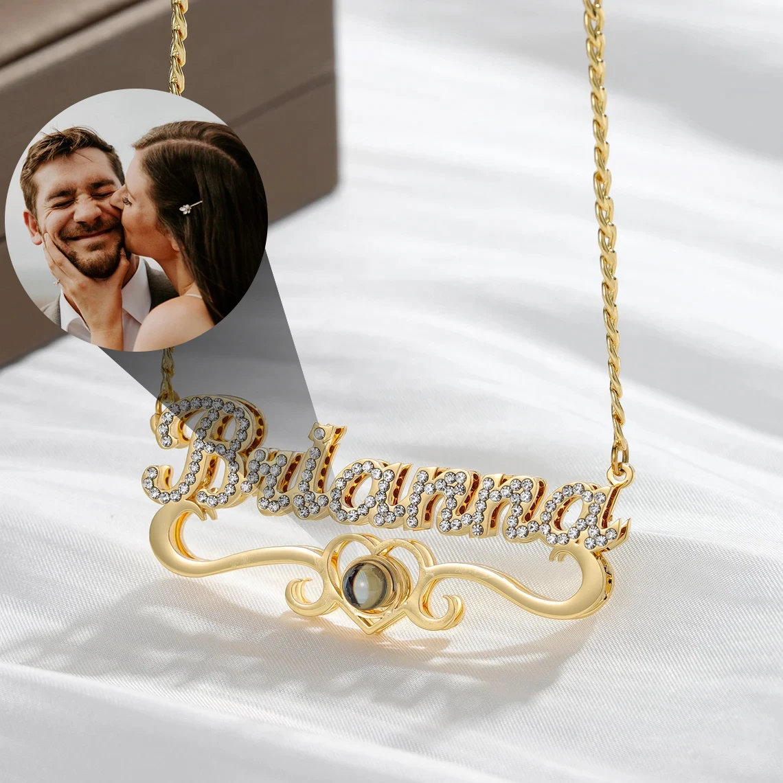 

2022 новая проекция ожерельлье с фото индивидуальное имя Хрустальная подвеска нижнее сердце проекция ювелирные изделия Подарок на годовщину