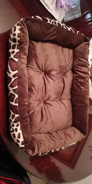 Cama Acolchada Marrón Para Perro