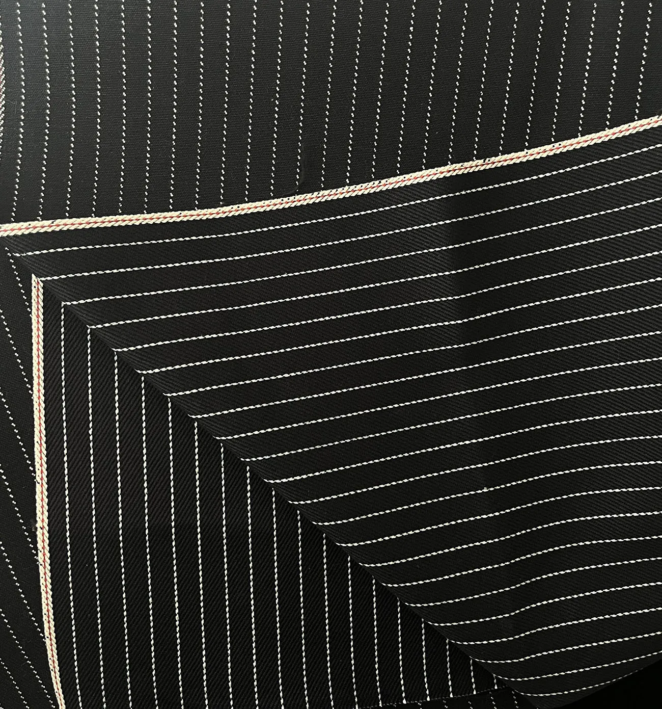 A9d23b5e1f42e4f3680aa8f1cccad5dceY