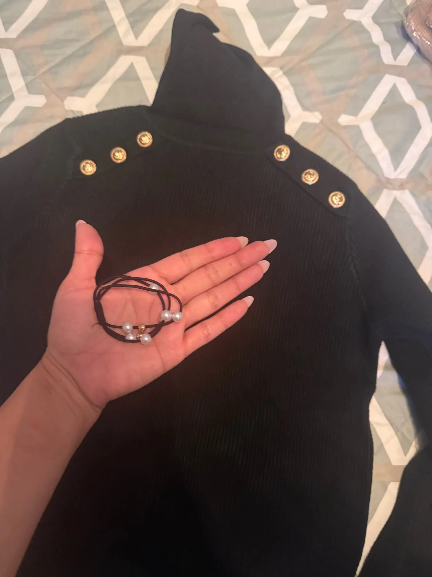 Cashmere Turtleneck Long-Sleeved Pullover photo review