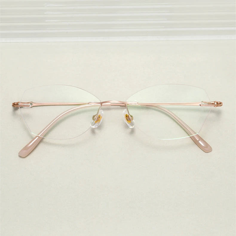 Chashma Ottica Women's Rimless Butterfly Titanium Eyeglasses 416009 Image 3