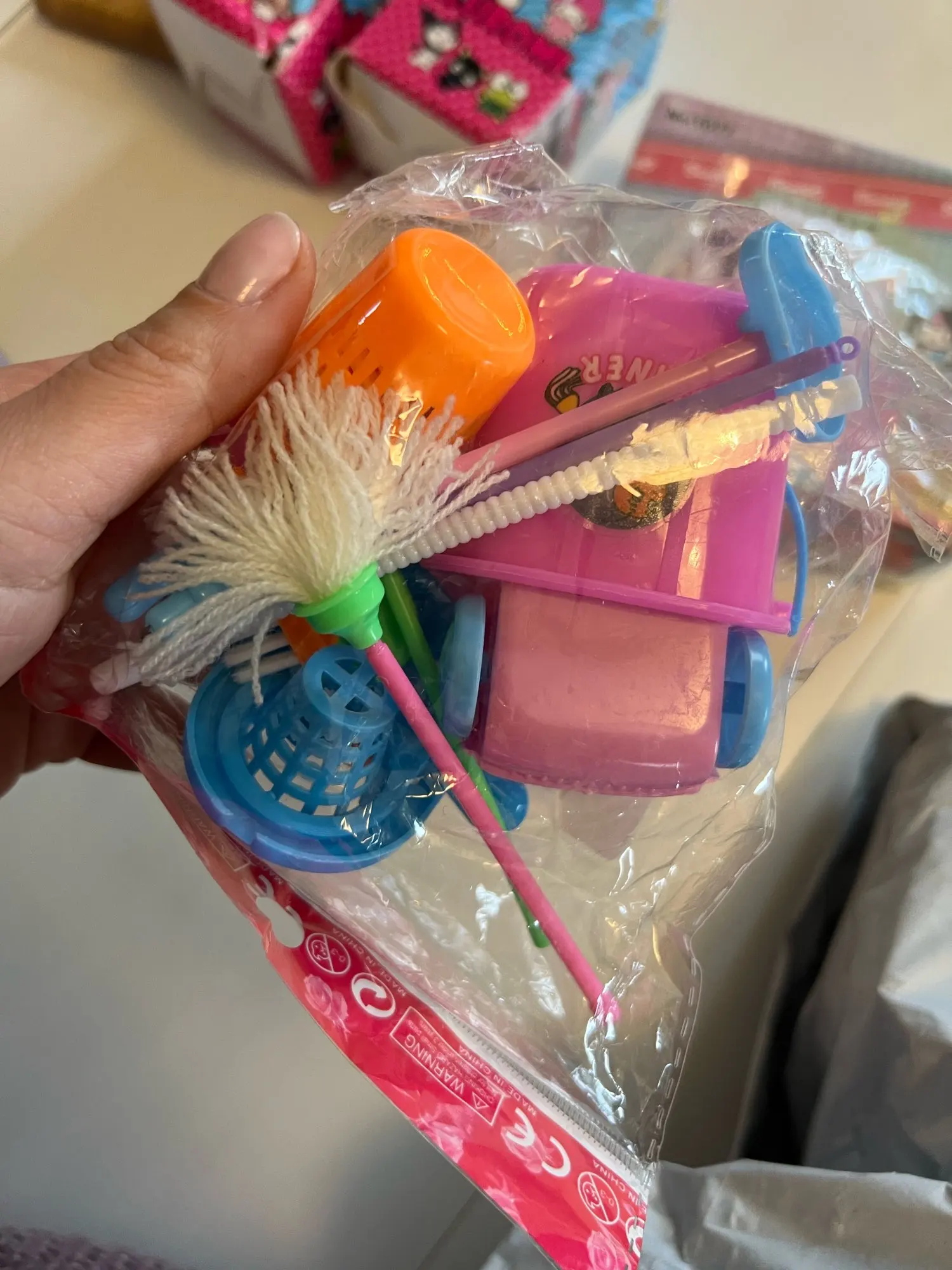 9pcs Set Miniature Mop Dust Cleaner Doll Housework Cleaning Supplies Tools Set Dollhouse Furniture Decoration Doll Accessories photo review