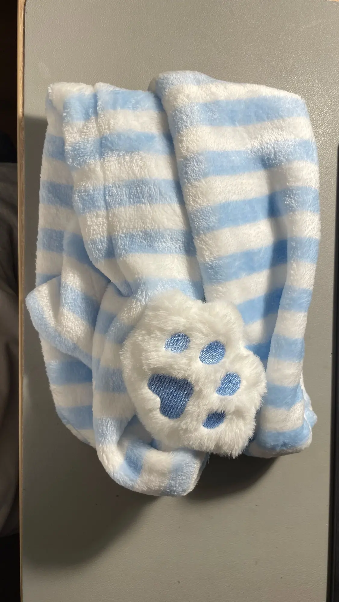 Kawaii Fluffy Neko Paw Scarf photo review
