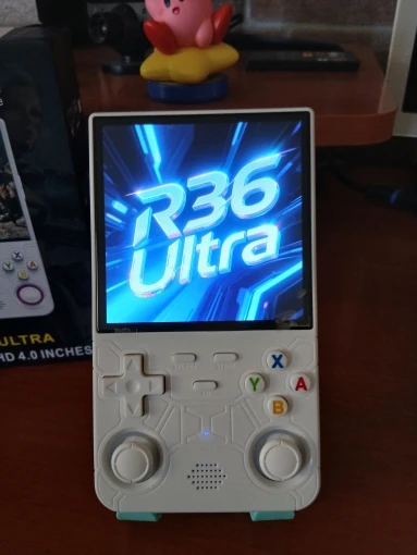 Nueva consola de juegos portátil ultra retro R36, sistema Linux de código abierto de 4,0 pulgadas, reproductor de vídeo portátil de 128GB, consola de juegos portátil photo review