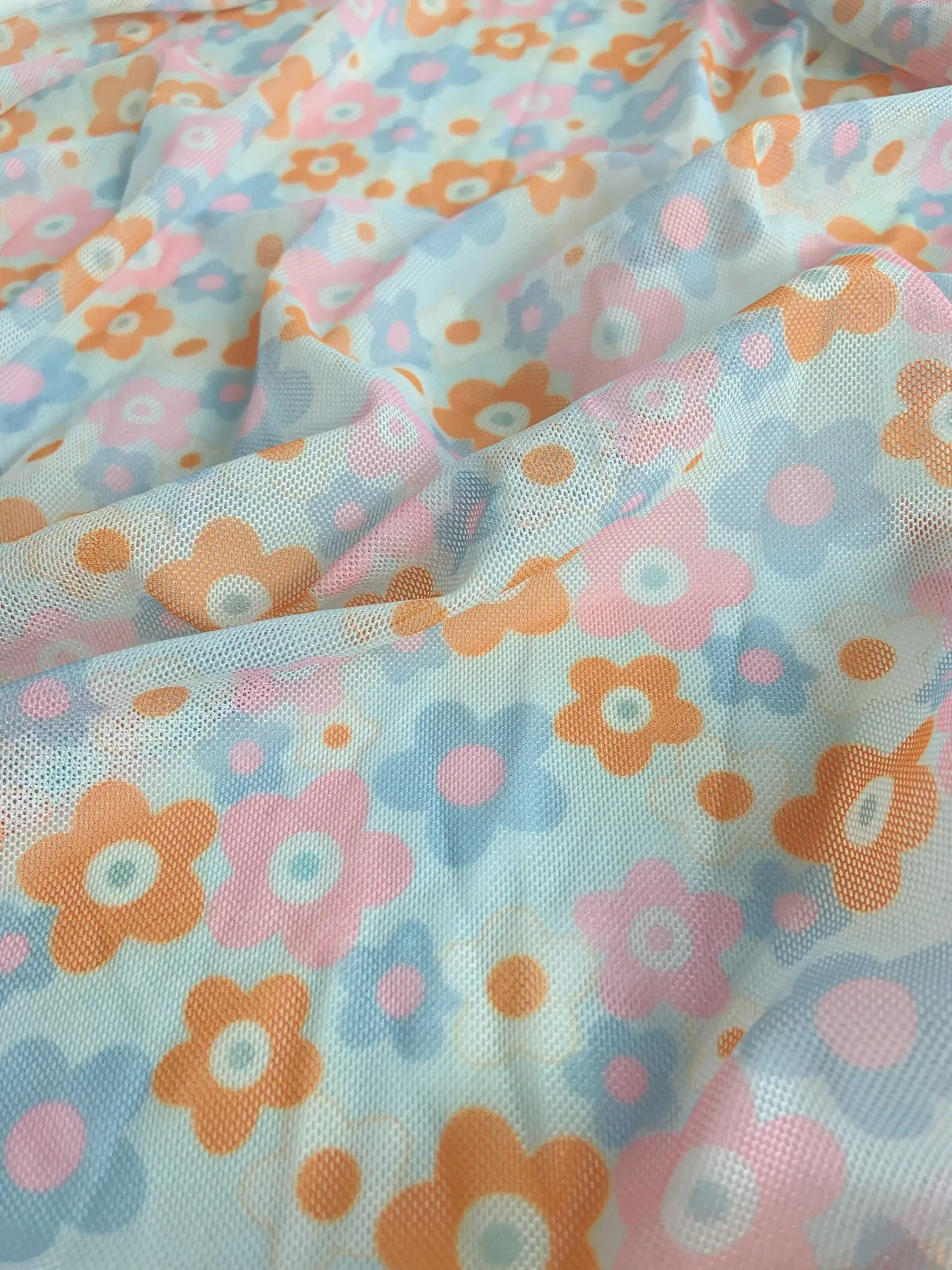 

Мощная сетчатая ткань с красивыми цветами, цветная мягкая эластичная Тюлевая ткань с мультяшными цветами