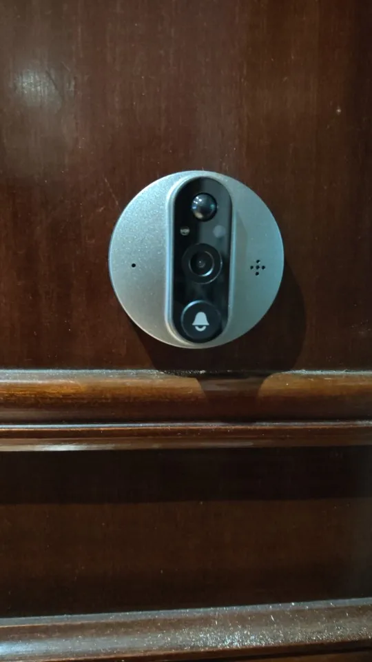 HD Smart Eye, Your Front Door, Visible Everywhere You Go.