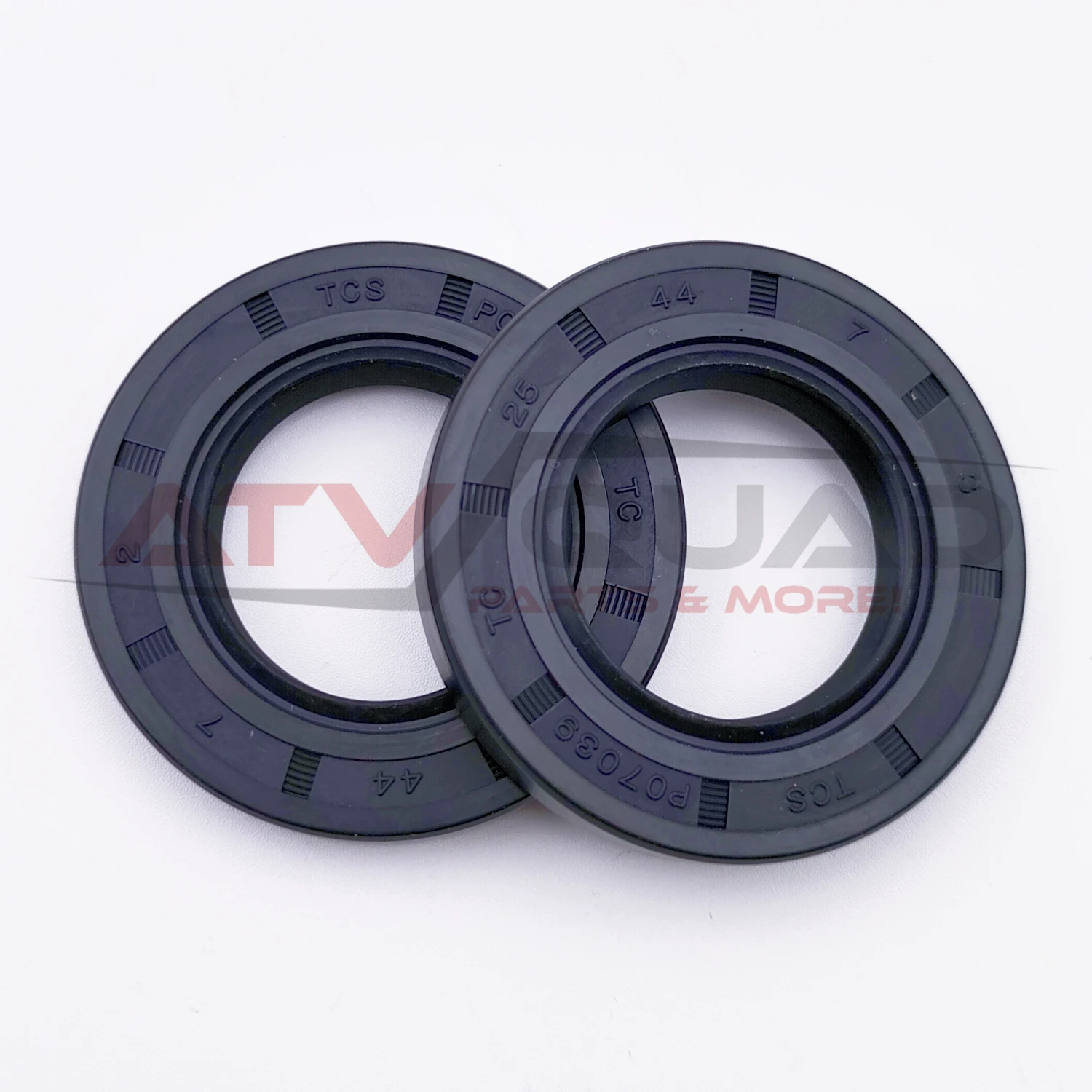 Масляное уплотнение 25 × 44 × 7