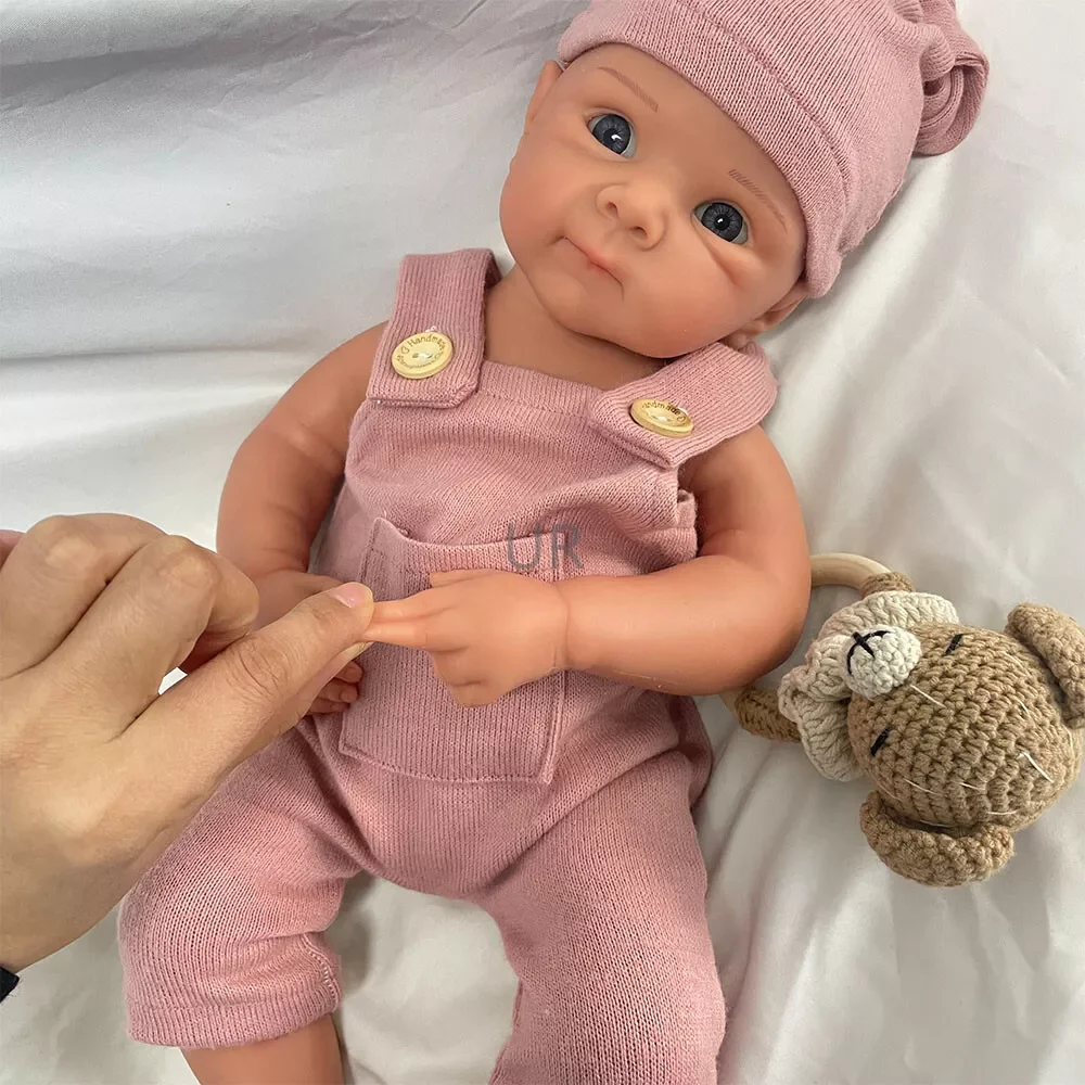 19 Inch Full Body Silicone Reborn Baby Dolls Lifelike Newborn