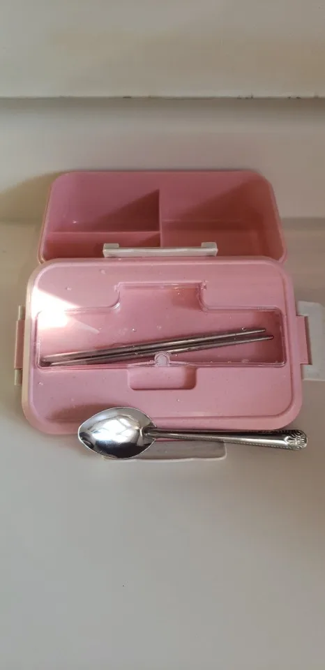 Lunch box with Spoon and Fork photo review