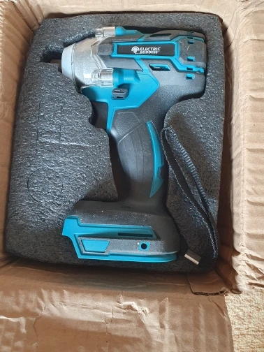 TW285 520N.m Cordless Electric Impact Wrench - Brushless Power Tool for Makita 18V Battery photo review