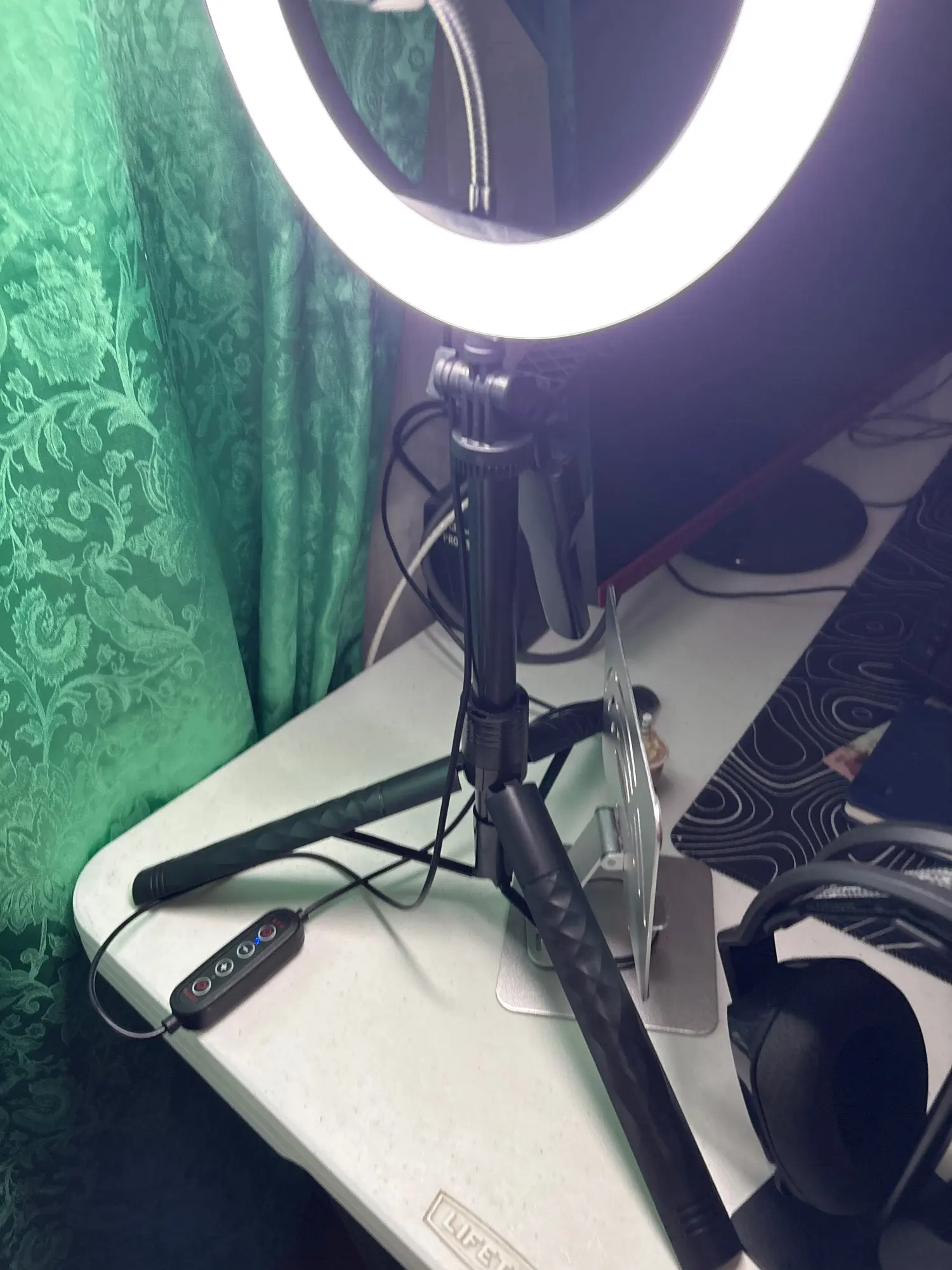 FANGTUOSI 1750mm palo de Selfie inalámbrico trípode soporte monopié plegable con luz Led para teléfonos inteligentes equilibrio disparo constante en vivo photo review