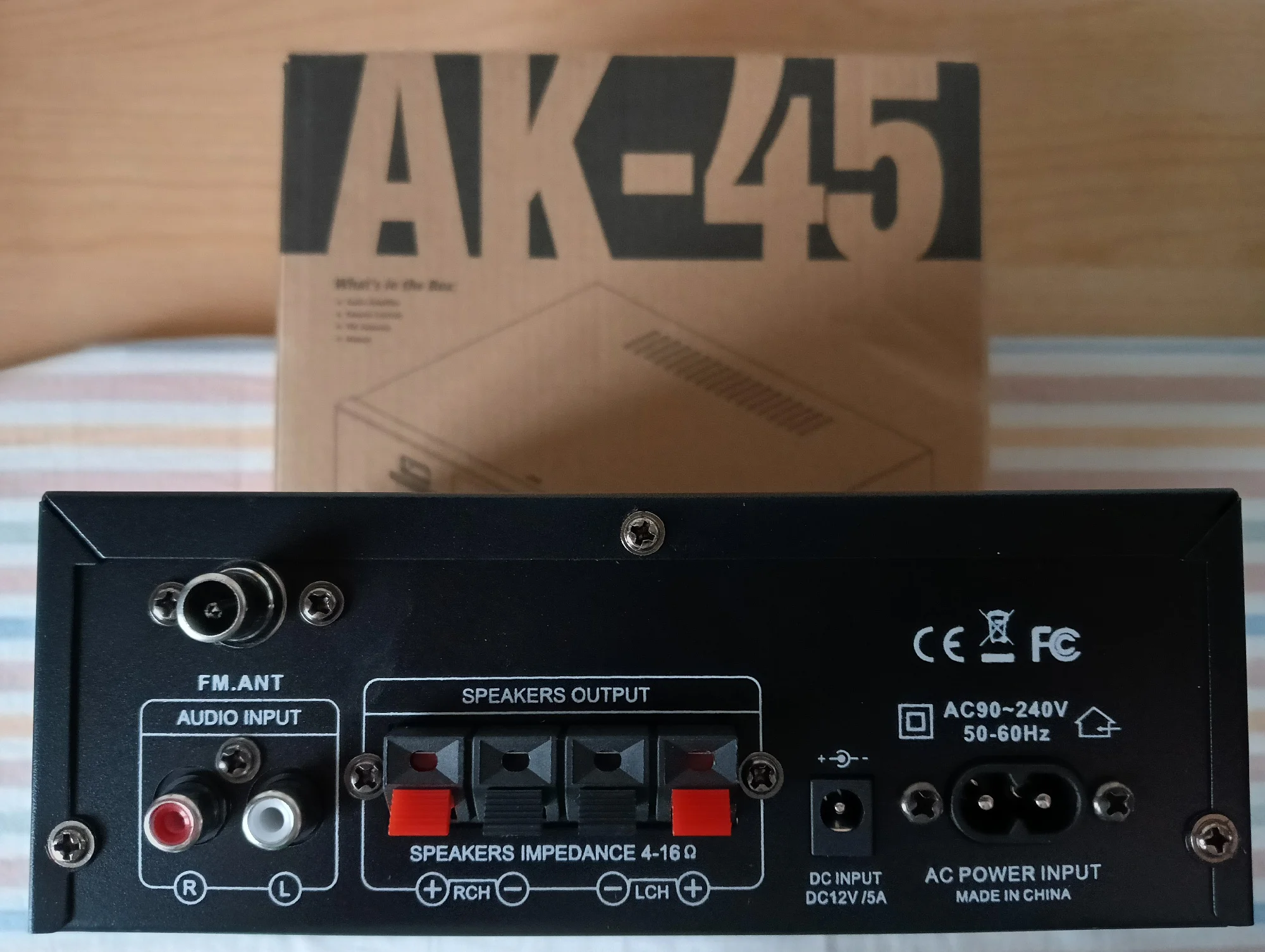 Отзыв о товаре Домашний усилитель мощности AK45/AK35 800 Вт, 2-канальный Bluetooth 5,0 мини Hi-Fi Цифровой стерео звуковой усилитель с поддержкой FM USB SD микрофонный вход от пользователя R***r