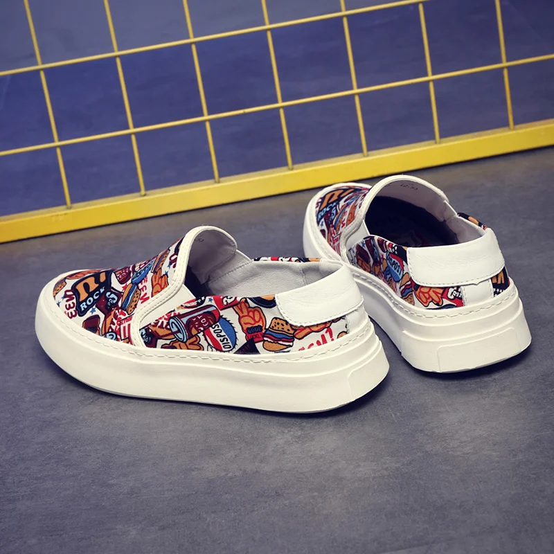 Thick sole new Korean version of the trend men's slip-on shoes breathable personality casual loafers printed cloth shoes fashion 5