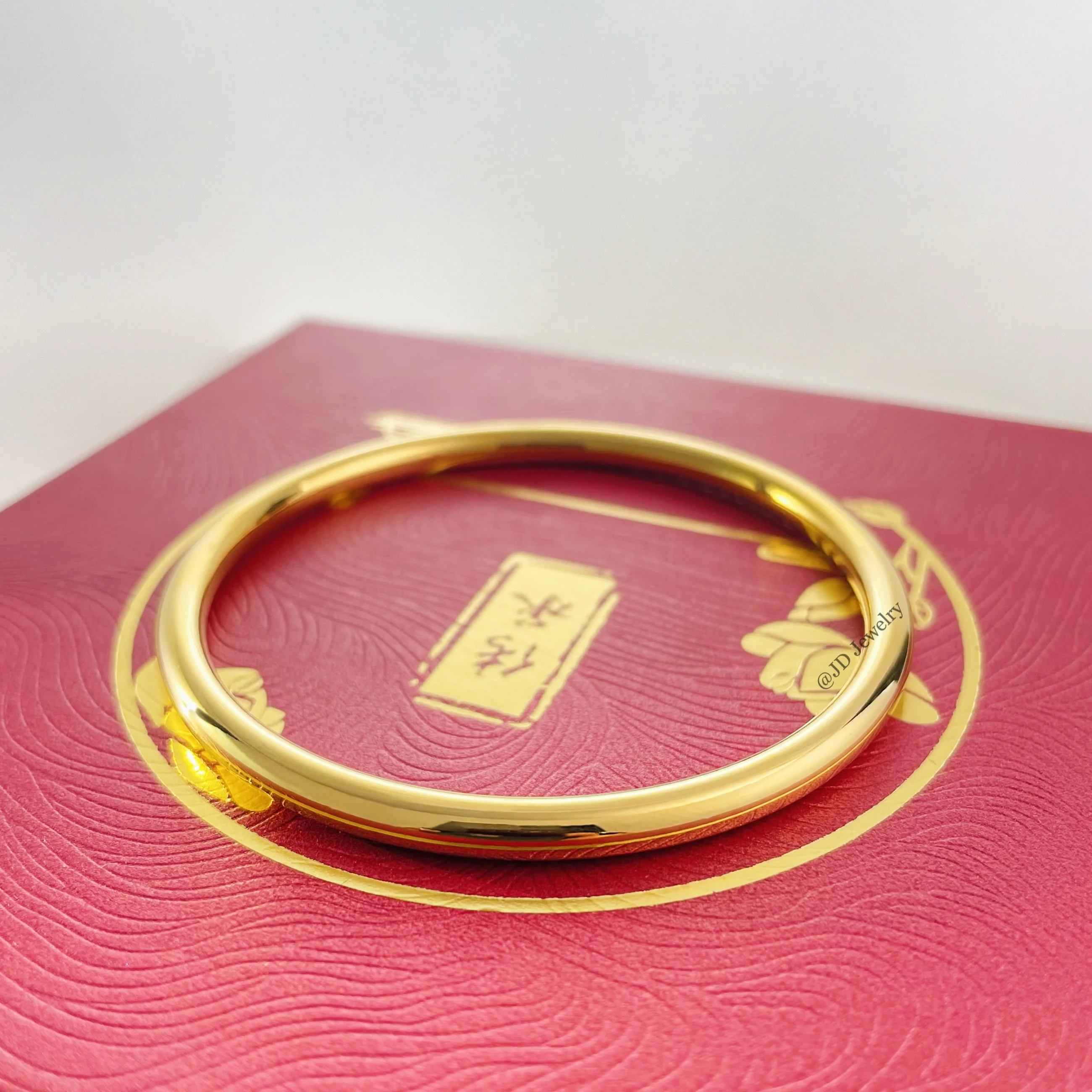 Fashion Bracelets Simple Gold Bangles Designs With 24k Gold Plated Chunky Gold Bangle Dubai Jewelry 5
