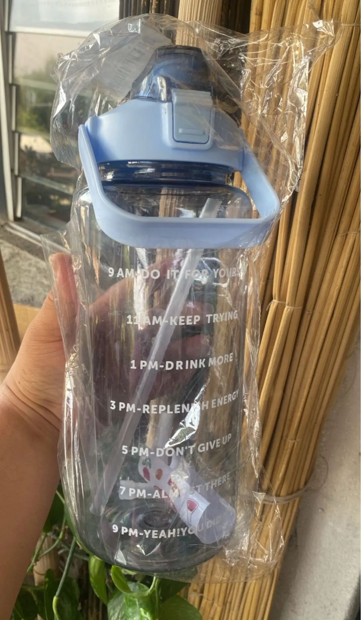 1pc Large Capacity Portable Water Bottle with Time Marker photo review
