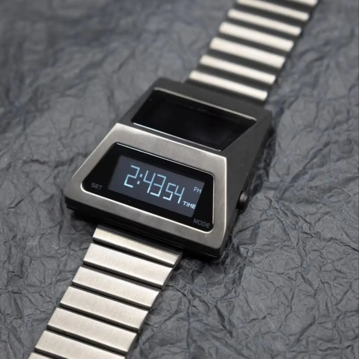 BENLYDESIGN Unique Metal Watches Digital Cyber Watches For Men - Main Image