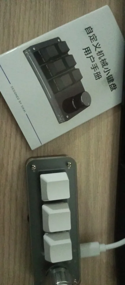 Mini Macro Mechanical Keyboard RGB with 3 Photoshop Keys photo review