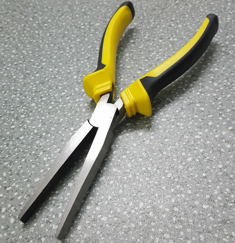 Flat Plier