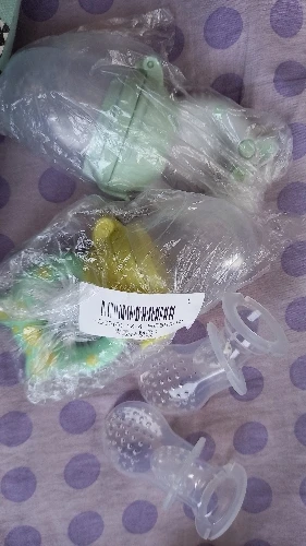 Baby Fruit Feeder Pacifier photo review